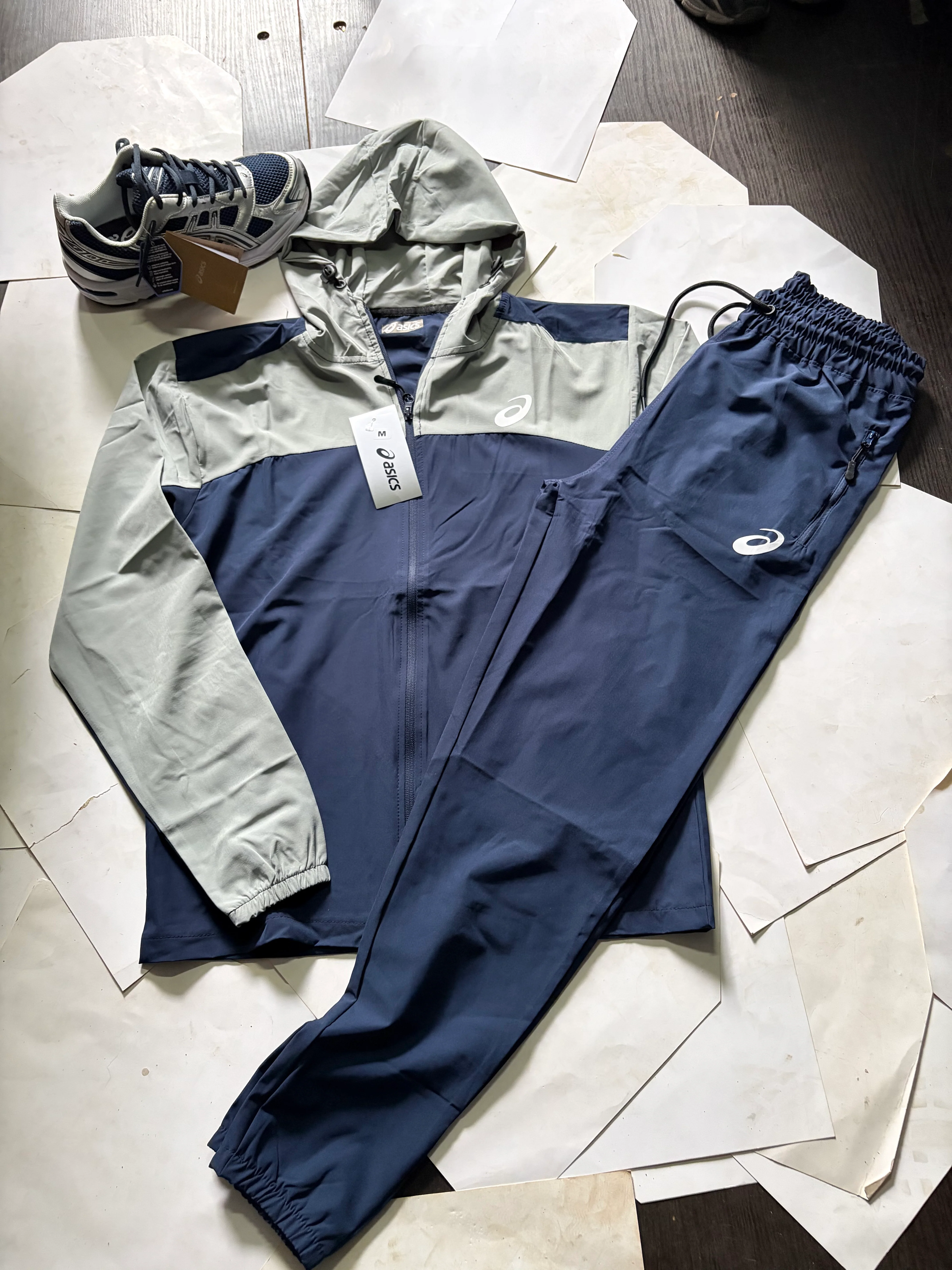 Asix tracksuit